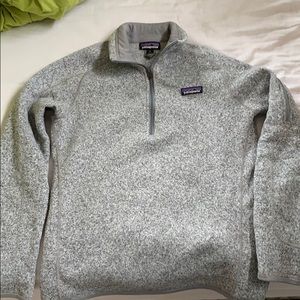 women’s gray patagonia pullover size M